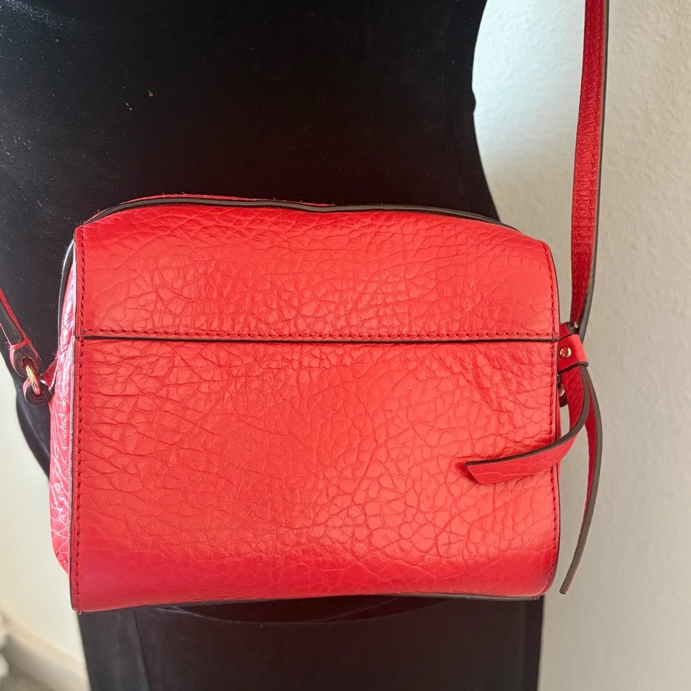 Kate Spade Perri Lane Bubbles Salmon Small Crossbody - Picture 3 of 7
